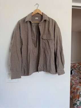 Uniqlo Men's Taupe-Gray Lightweight Shirt Jacket